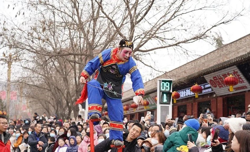 【原创】天水秦安:万人空巷 ! 22支社火队齐聚街头巡演“闹春”_fororder_3
