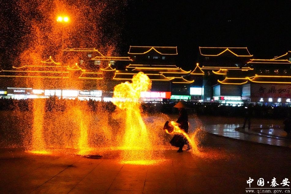 2024秦安桃花会2024甘肃秦安桃花会兴国文化广场演出活动掠影