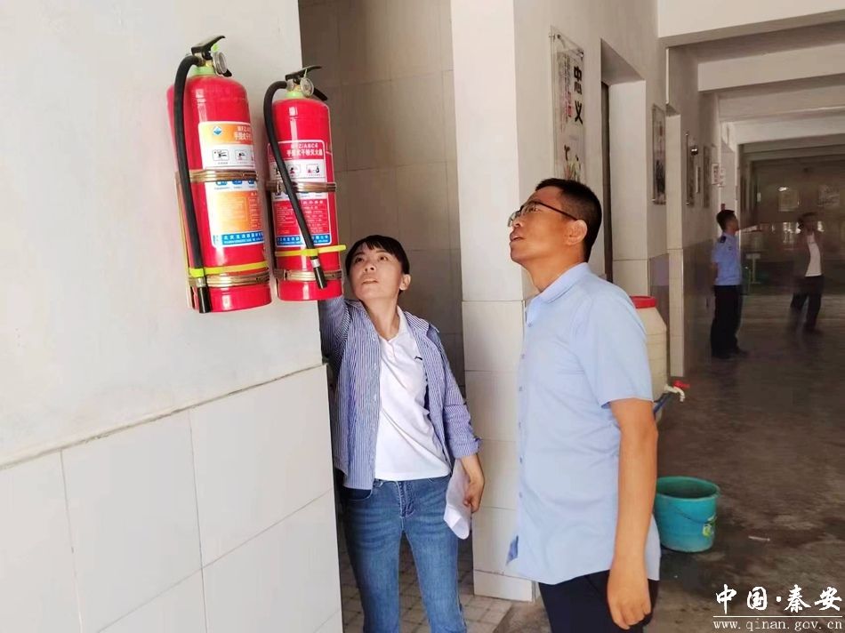 安伏镇开展校园周边交通安全整治行动-秦安县人民政府