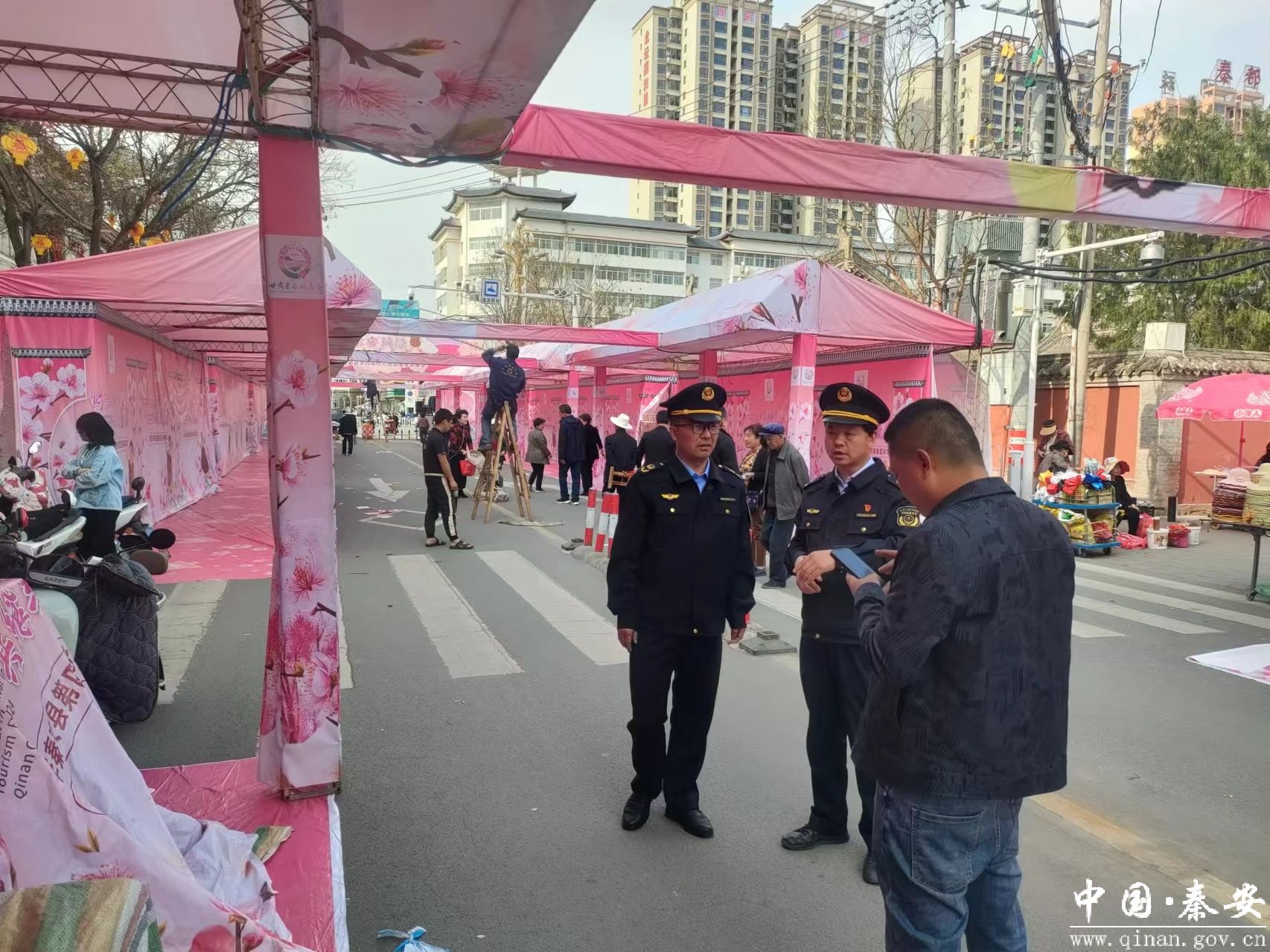 秦安县市场监管局全力保障甘肃秦安桃花会顺利举办