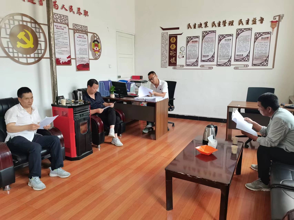 8ef6885bba37f3469e30f3d256182bd