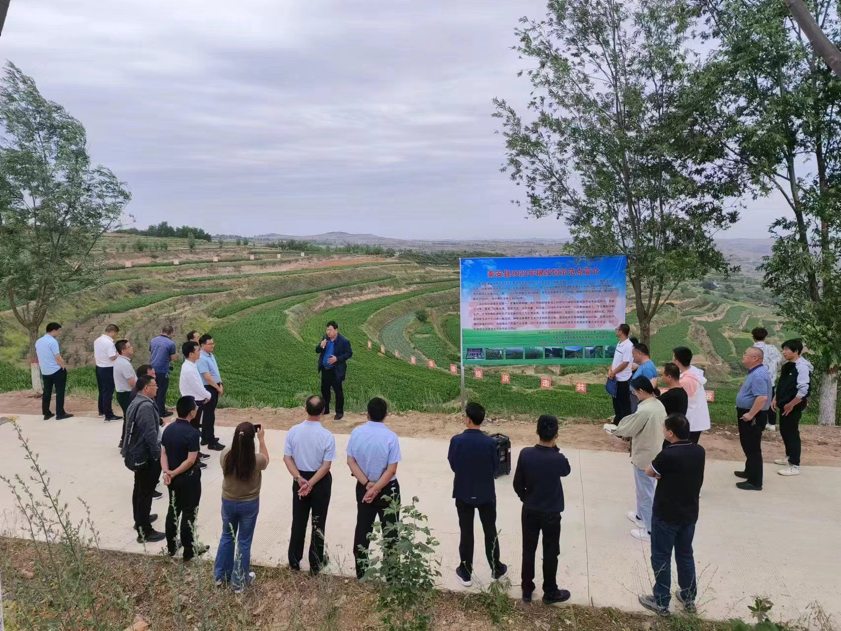 f68899f4b870420f2812a4f74b94887